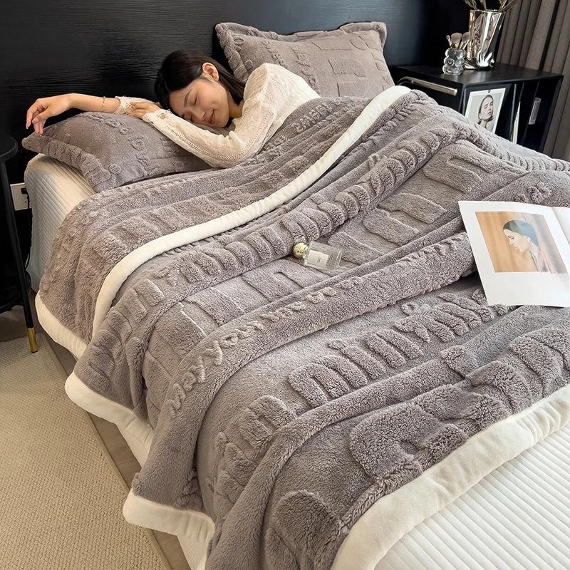 1PC New Winter Blanket for Bed Soft Fluffy Sofa Blankets Warmth Cozy Four-season Versatility Blankets for Beds Sofa Nap Blanket