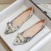 Women's Flats Shoes Comfortable Embroidery Flats Pointed Toe Dress Shoes With Pearls Bow-knot for Women Slip On Work Flats Ballet Flats Wedding Shoes