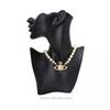 Vivienne WeStwood One Row Pearl Bath Relief Женское колье-чокер 63010106 02r202