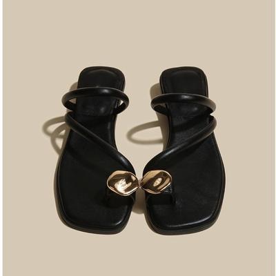 Женская обувь – Сандалии