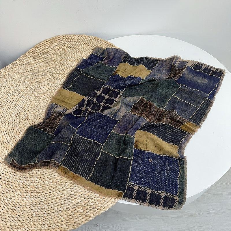 Шелковый треугольный шарф в стиле ретро - тонкий летний женский аксессуар для шеи