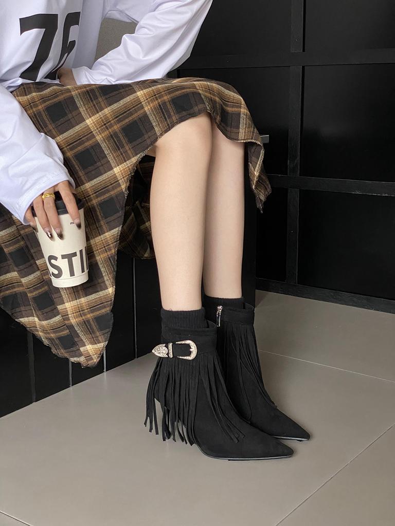 Модные женские ботильоны с острым носком из флокированной замши 2024 года, новые поступления, черные, коричневые, фиолетовые, зимние короткие ботинки челси, размер 35-40