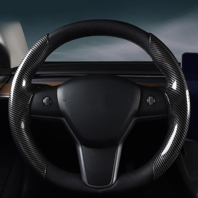 Автомобильная мягкая кожаная карбоновая накладка на руль Четыре сезона Универсальная Подходит для автомобилей Y Седанов Внедорожников Грузовиков