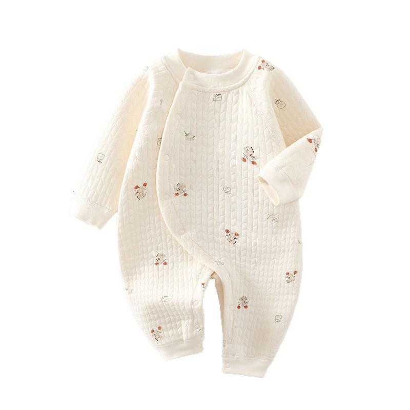 Cozy Air Cotton Baby Romper - Long Sleeve, Side Snap, Boneless Crawling Suit for Newborns - Perfect for Autumn & Winter Outings