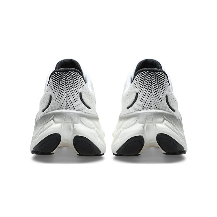 New Balance Кроссовки унисекс Fresh Foam X More v4 Бело-черные Черно-металлик MMORCW4