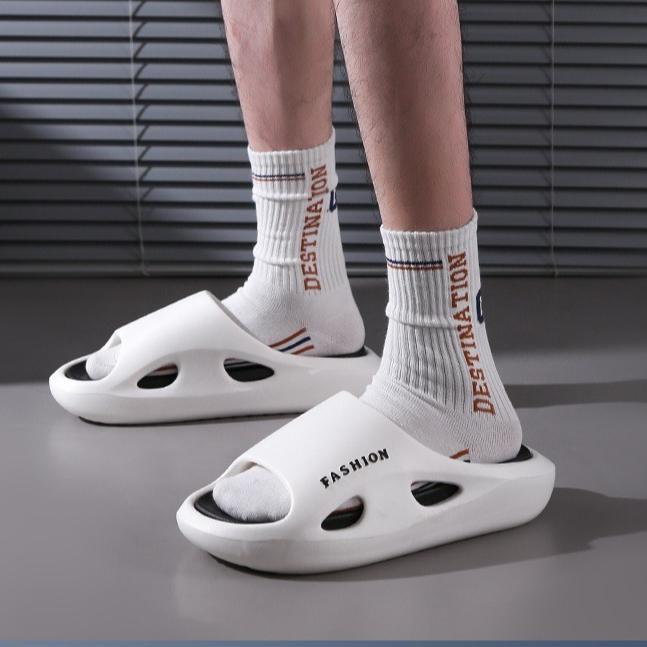 Мужская летняя верхняя одежда в тапочках 2025 Новые домашние домашние нескользящие классные тапочки на толстой подошве