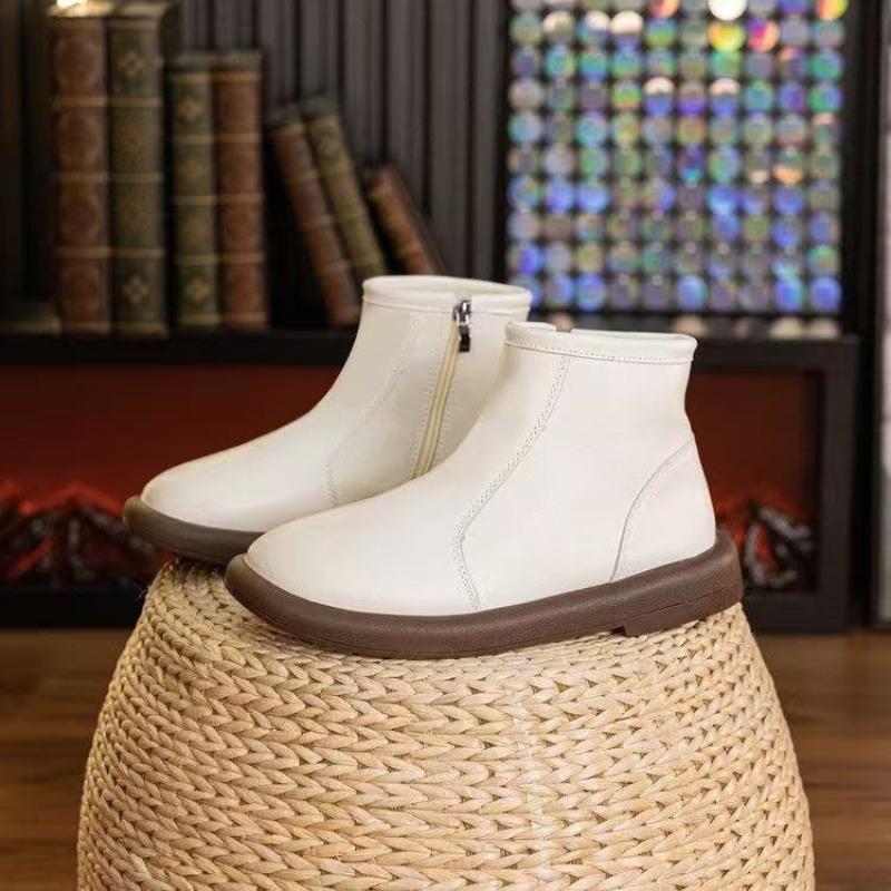 Autumn and Winter New Women's Shoes Low-top Casual Fashion Martin Boots Zipper Classic Fashion Boots Look Thin