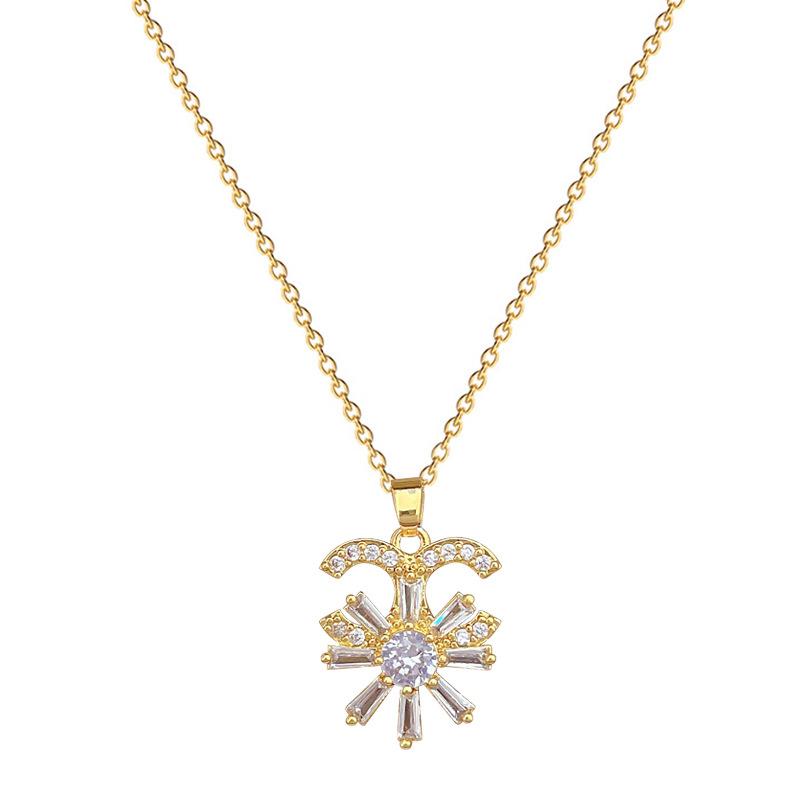 Crescent Moon Flower Full Diamond Light Luxury Temperament Gorgeous Full Diamond Necklace Female Versatile Collarbone Chain Titanium Steel Chain
