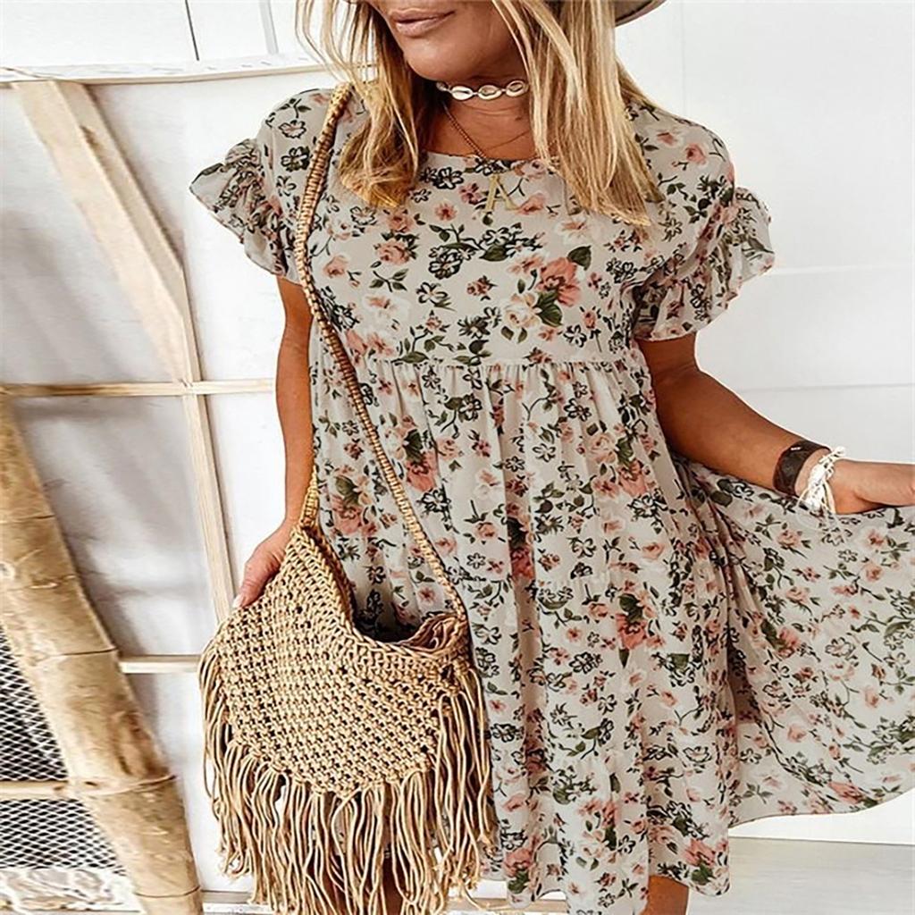 Женское летнее свободное платье трапециевидной формы с небольшими цветочными принтами и рукавами с рюшами