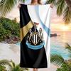 Пляжное полотенце Newcastle United Football Мягкое из микрофибры Летнее полотенце Быстросохнущее Впитывающее полотенце для пляжа Бассейна Путешествий
