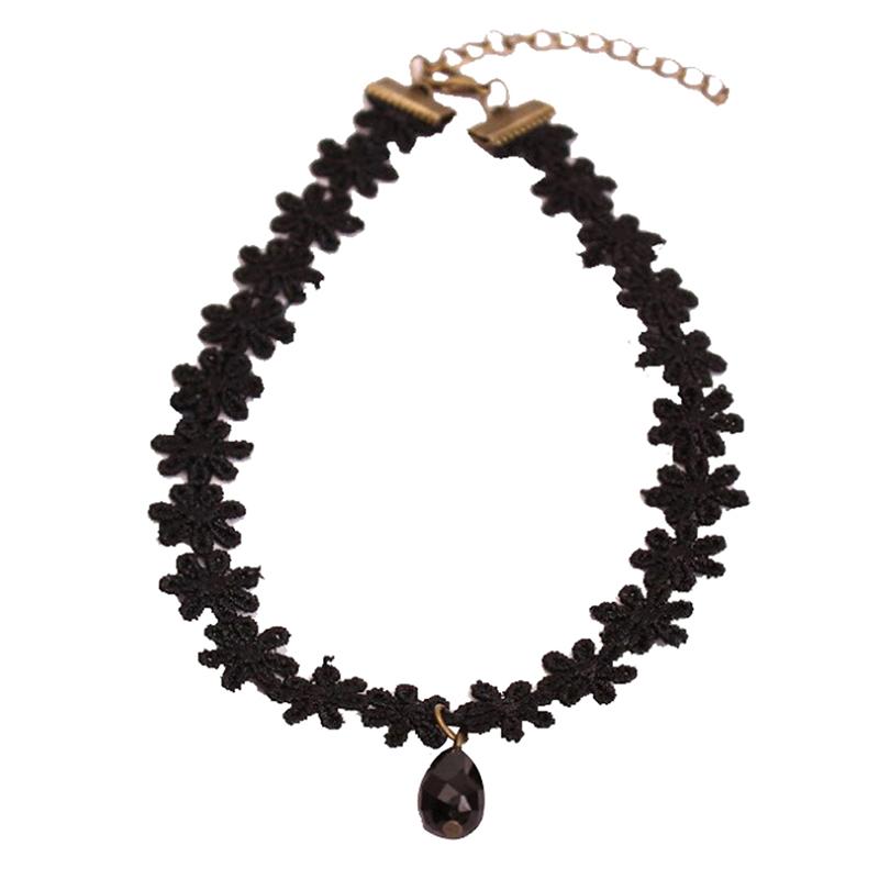 Velvet Choker Necklace For Women Vintage Sexy Lace Necklace With Pendant