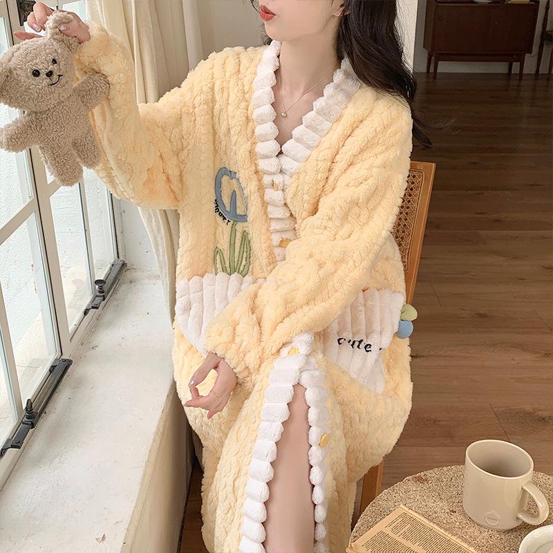 Коралловая бархатная ночная рубашка, женская осенне-зимняя ночная рубашка, длинная зимняя фланелевая рубашка больших размеров, фланелевой фланелевой халат, пижамное пальто