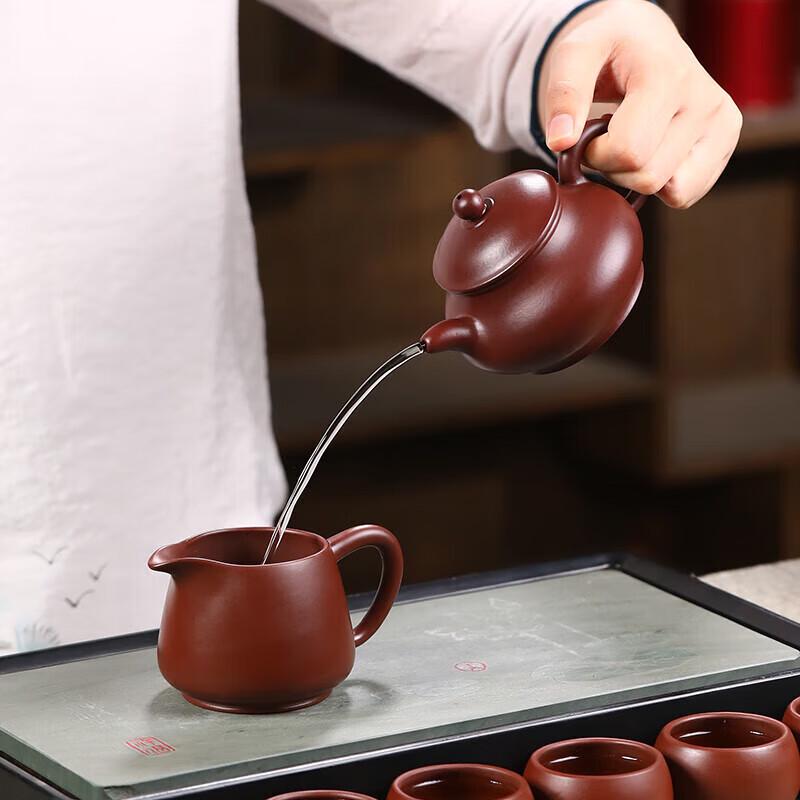 Qi Zhihua Pan Pot Purple Clay Tea Set