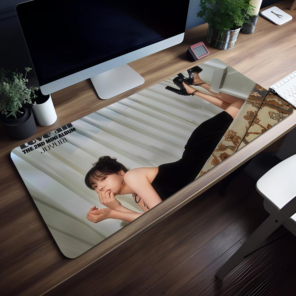 Love Mouse Pad NonSlip Lockedge Singer Yuri Korean Female All Office Student Gaming Thickened Jo Large Writing Cushion Mousepad