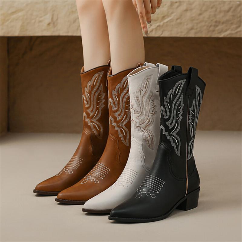 Модные женские ботинки из спилковой кожи на осень-зиму, модные вышитые ботинки с острым носком для женщин, ботинки до середины икры, ботильоны женские, рыцарские ботинки