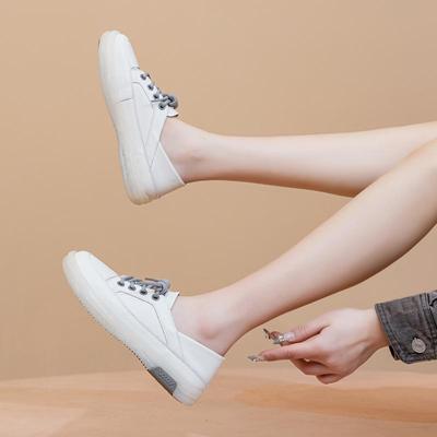 Женские белые кроссовки из натуральной кожи весна/лето 2025 года — мягкие, дышащие, универсальные, двухкомпонентные