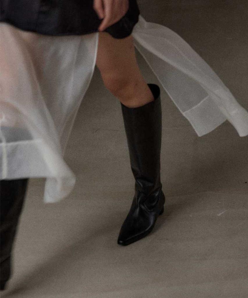 Sleek New Demi Long Boots (Black)
