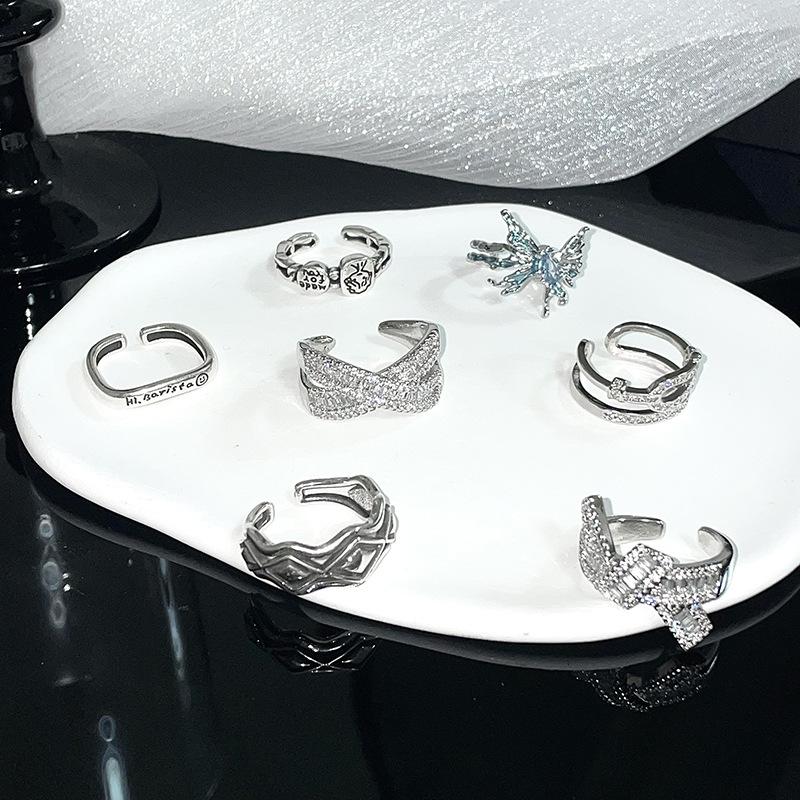 Роскошное кольцо с бриллиантами, ощущение высокого класса, кольцо Zir*****Pen, холодный ветер, индивидуальность, нишевый дизайн, кольцо с ощущением, женское