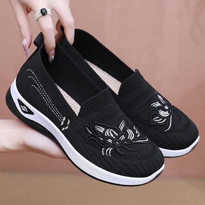 Женская летняя обувь с вышивкой, тканевые туфли старого Пекина, женская универсальная удобная повседневная обувь, ленивые туфли на одном педале, обувь для мамы