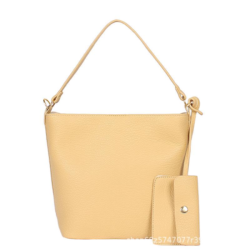 Retro Bucket Bag Women's 2025 New Fashion Lychee Pattern Large Capacity Commuting Shoulder Bag Fashionable Literary and Artistic Child and Mother Bag