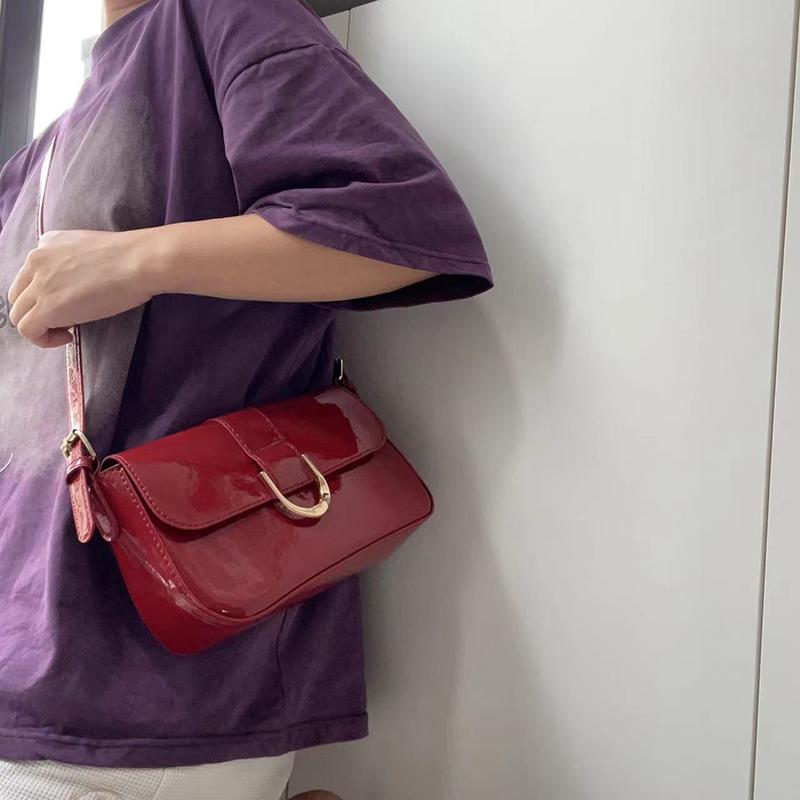 Женская сумка через плечо из лакированной кожи в стиле ретро, ​​роскошная сумка через плечо с клапаном, однотонная сумка подмышками, красная сумка через плечо, женская сумка