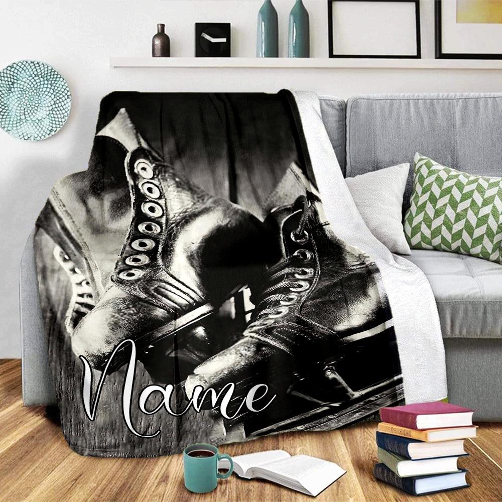 Animal Paw Print Home Customize Your Name Blankets Comfortable Soft Lightweight Multiseasonal Blanket For Picnics Sofas Offices Beds Living Rooms