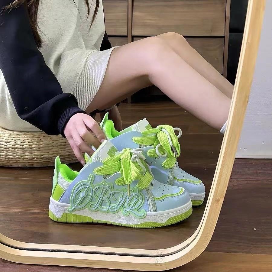 Hong Kong Style Women's Shoes Mandarin Duck Design Thick Baseplate Shoes Spring and Autumn New Casual Sports Shoes