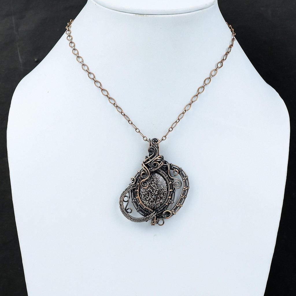 Подвеска из окаменелой кости динозавра, обернутая медной проволокой, Уникальное медное украшение ручной работы в стиле бохо, Ювелирное изделие, обернутое проволокой, Подарок на годовщину