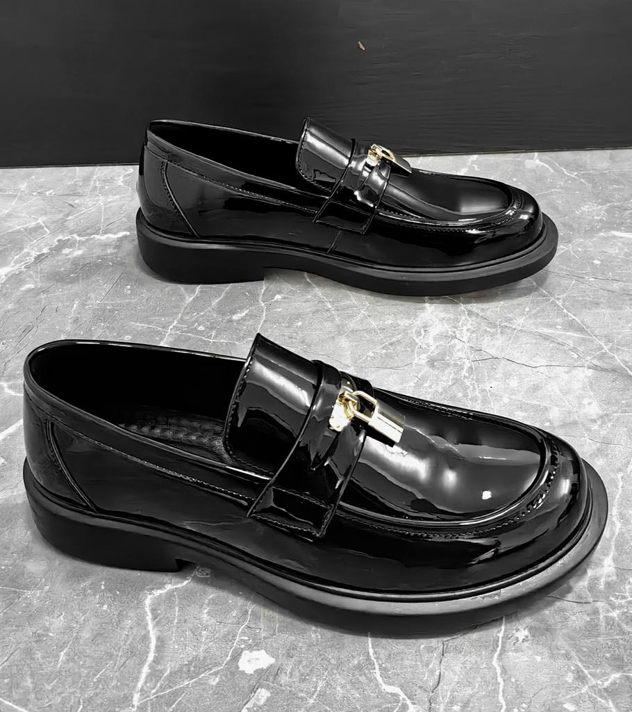 Men Loafers Black Office Shoes Formal Business Red Wedding Dress Prom Blazers White Tuxedo Party Shoes Large Size