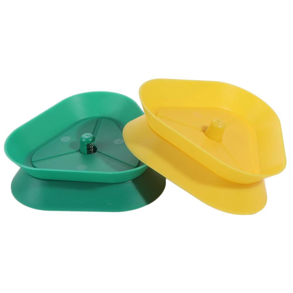 4Pcs/Set Hands-Free Lazy Person Poker Seat Triangle Shaped Board Game Cards Stand Recreation