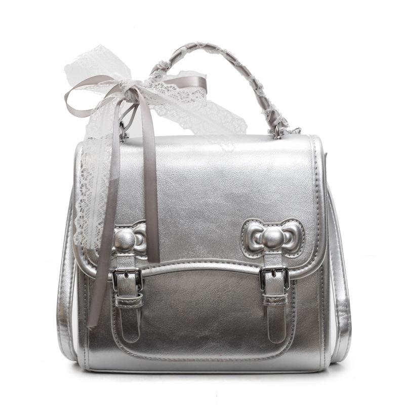 Этот простой и стильный рюкзак — высококлассная и стильная ручная квадратная сумка