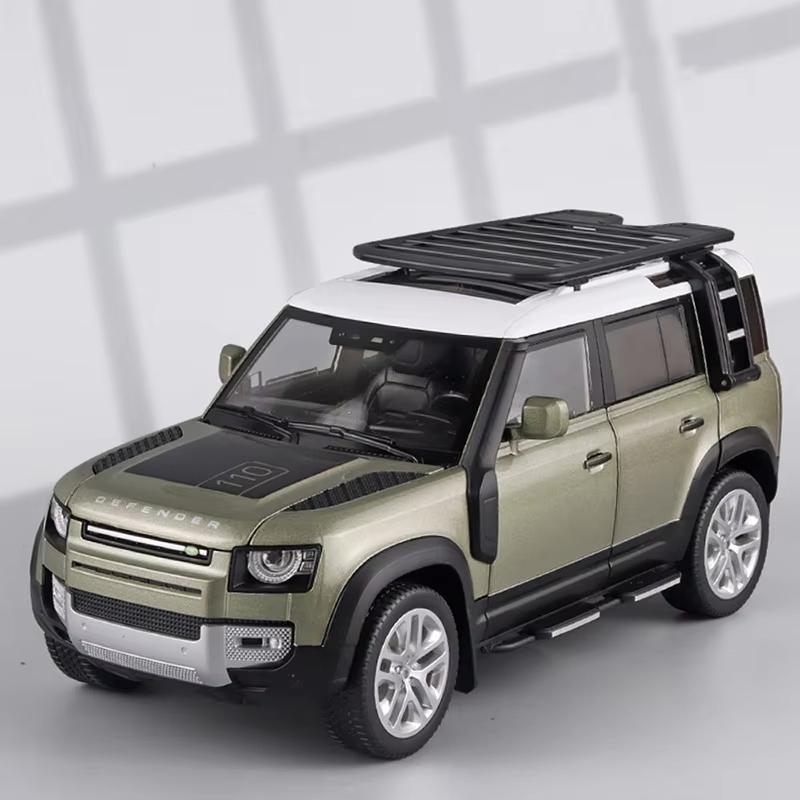 Large 1/18 Land Rover Defender Range Rover SUV Off-road Alloy Model Car Die-cast Vehicle Collection Sound and Light Pull Back Boy Toy Children's Gift