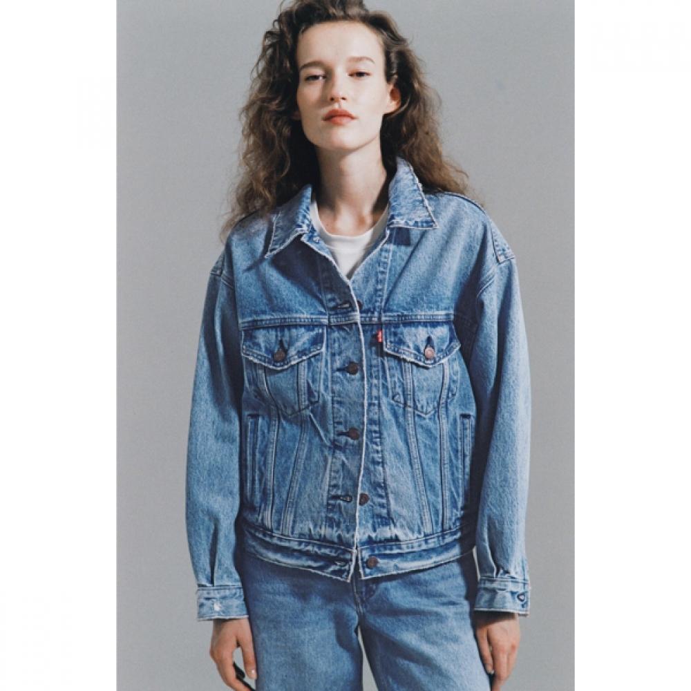 Levi S Women S 90S Trucker Jacket 00atn 0000