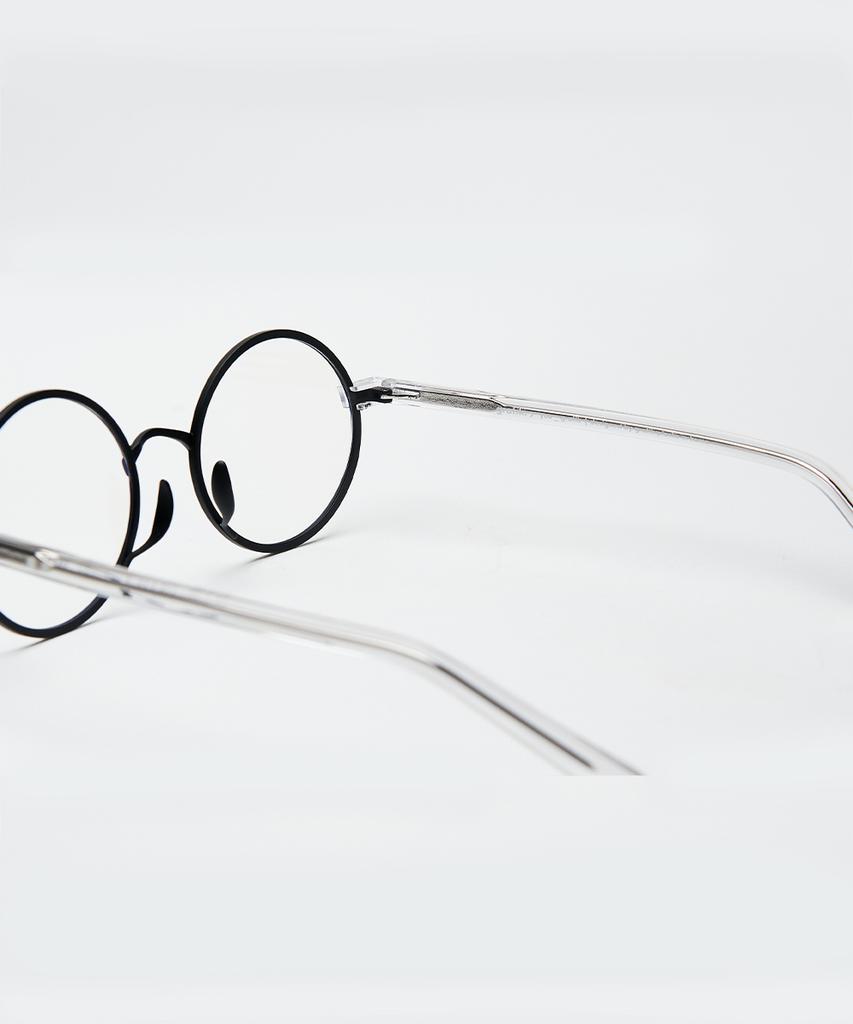 Geulapigpeullaseutig Veen_Black Clear