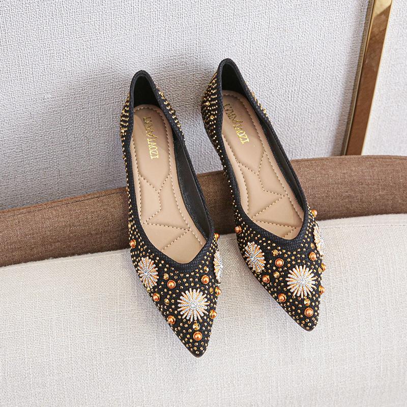 Women's Rhinestone Ballet Flats Fashion Pointed Toe Pearl Diamond Low Heel Dress Wedding Flats for Women Work Business Flat Shoes Casual Walking Shoes
