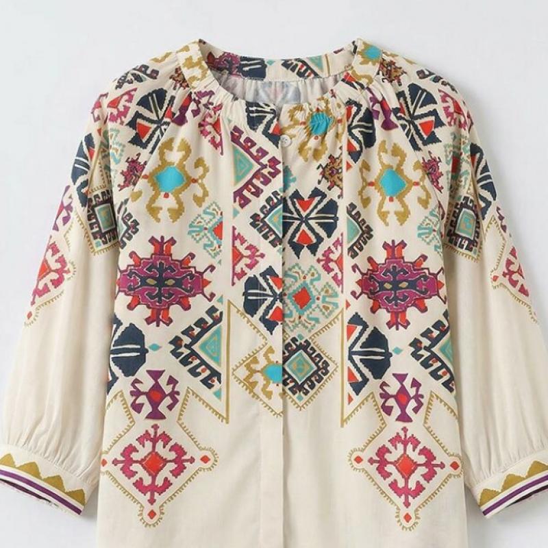 Hwase Vivid Neck Pintuck Blouse Up To Size 88 Hl4fbl003c