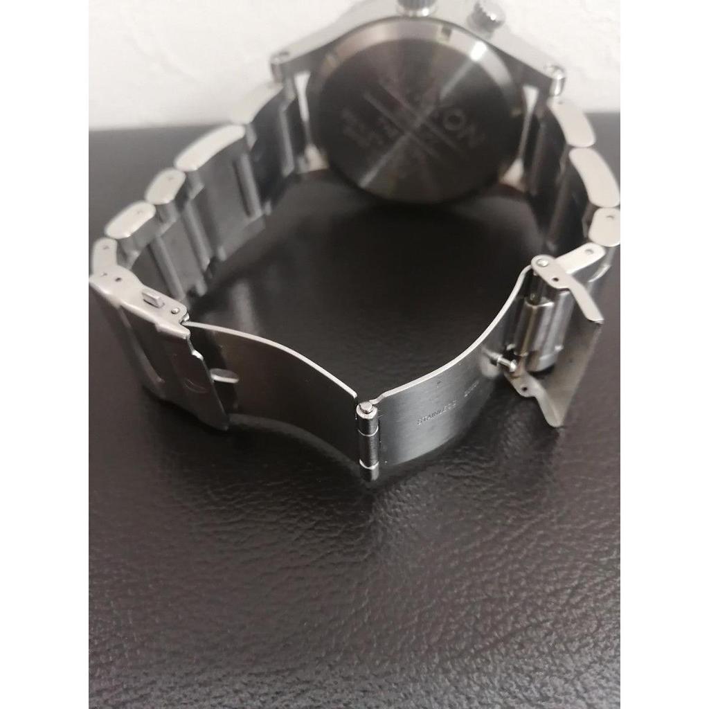 Б/у часы NIXON A083-000 Серебристо-черные