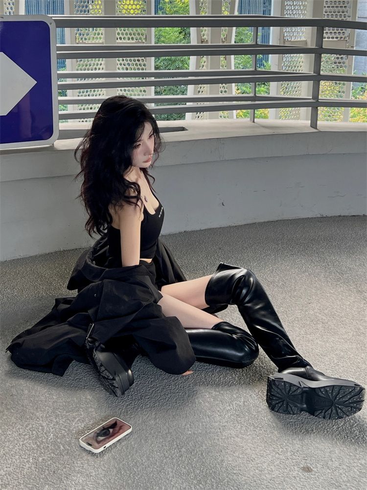 Короткие плюшевые женские сапоги выше колена, модные теплые хлопковые длинные сапоги, элегантные женские туфли на платформе, зимняя женская обувь