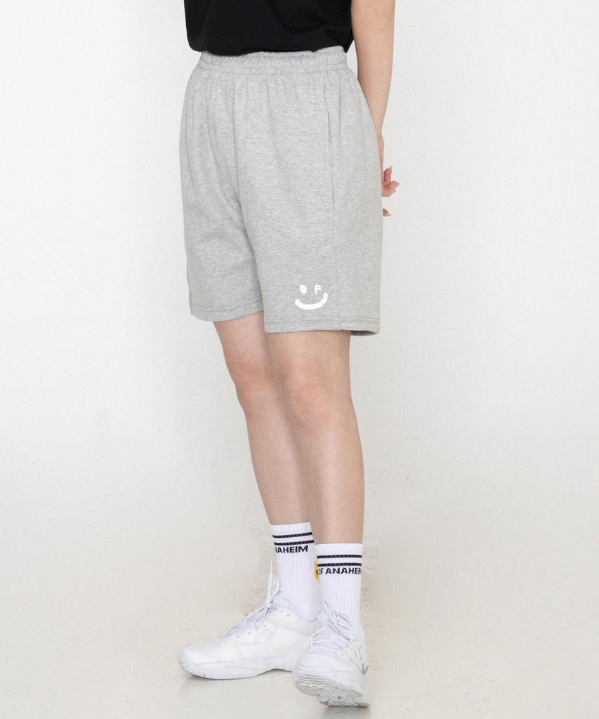 GRAVER [Unisex] Small Drawing Smile Training Shorts_Gray