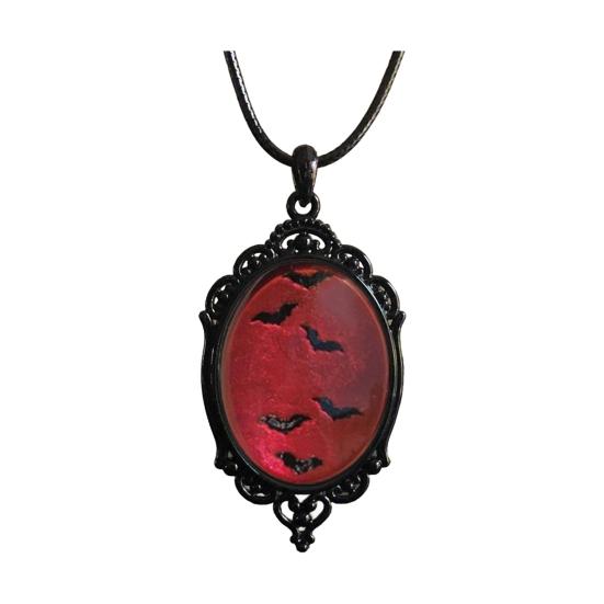 Ожерелье с подвеской в виде летучей мыши, женское готическое колье, овальная подвеска с узором летучей мыши, винтажное ювелирное украшение в виде ведьмы, подарок на Хэллоуин, день рождения, годовщину