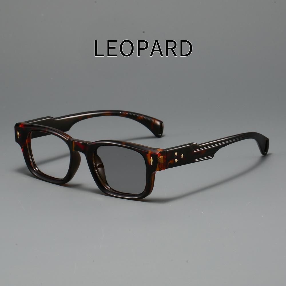 Мужские Женские Классические Квадратные Фотохромные Очки для Чтения Уличные Меняющие Цвет Защита от Синего Света Очки для Дальнозоркости Диоптрии до +4.0