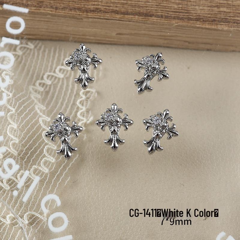 Роскошные стразы из циркония в виде креста для декора ногтей - Накладные ногти в темном ретро-стиле