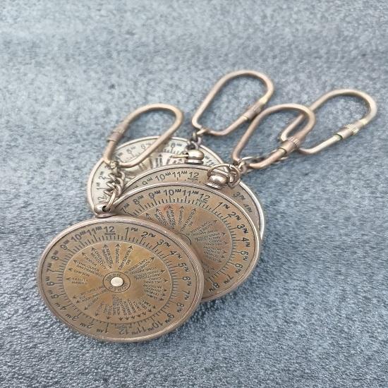 4 Pieces Brass 100 Years Calendar Keychain, Rotating Calendar Keychain, Best for Table Decor, Office Decor, Gift Keyrings