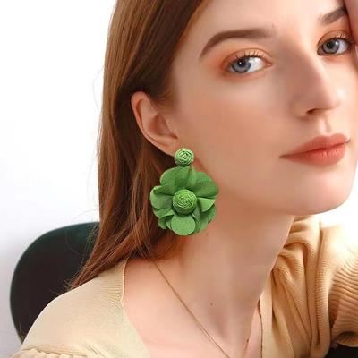 Серьги из ротанга Летние Бохо Ручной работы Большие Тканевые Шифоновые Серьги-подвески с Ротанговым Цветком Заявление Тропические Пляжные Украшения для Отпуска