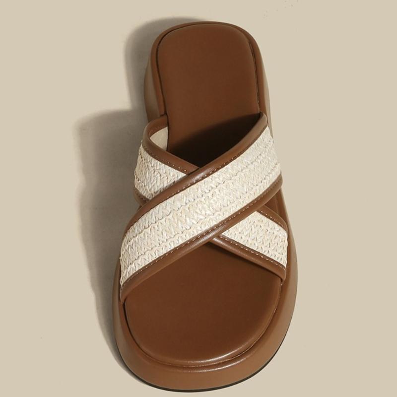 Women Casual Outdoor Slippers Flat Bottomed Fashionable Retro Linen Woven Cross Style Holiday Beach Slippers Sandals