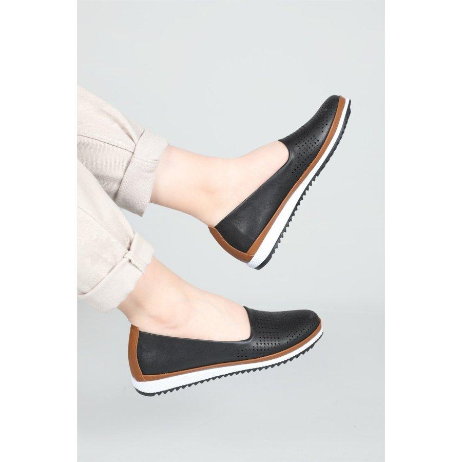 Женская повседневная обувь Мокасины