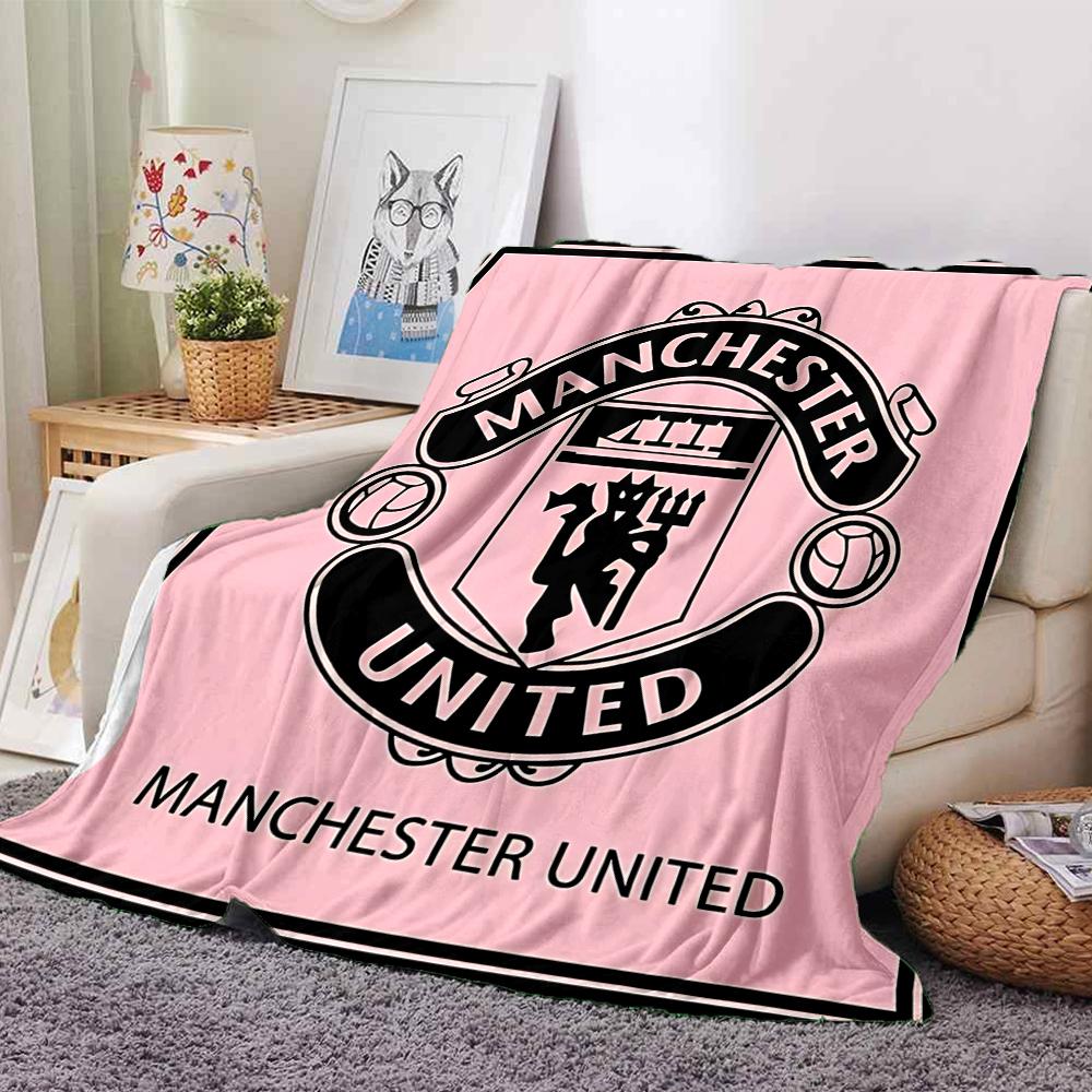 Manchester Football Club Crest Blankets Flannel Printed Breathable Warm Throw Blanket for Home Office Bedspreads 0708a6