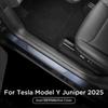 RHD для Tesla Model Y Launch 2025 Juniper Накладка на боковую часть центральной консоли, защита от ударов ногами, TPE, защита порога двери