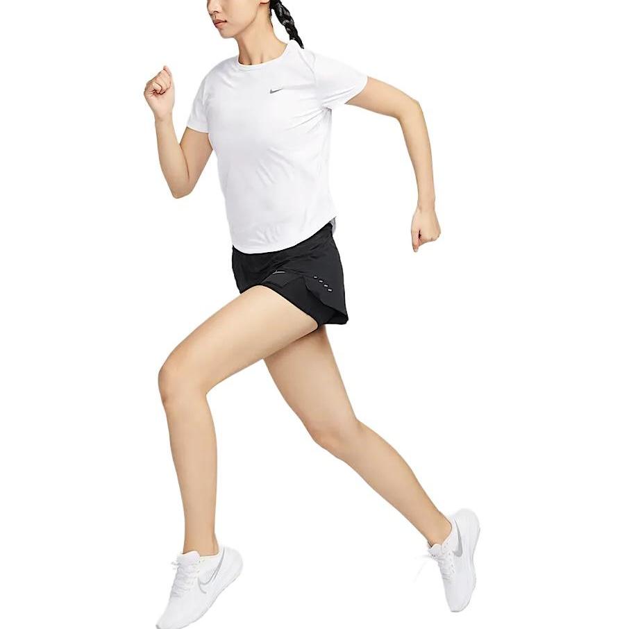 Nike Женские белые футболки с коротким рукавом Dri Fit HQ0649-100