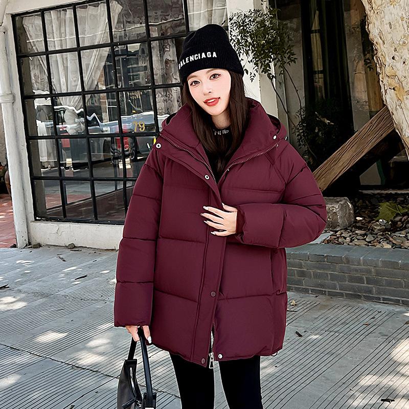 For export to Russia, women's small twill medium and long cotton clothes, hooded jackets, and the fabric is crisp. Multi-size stalls are available in